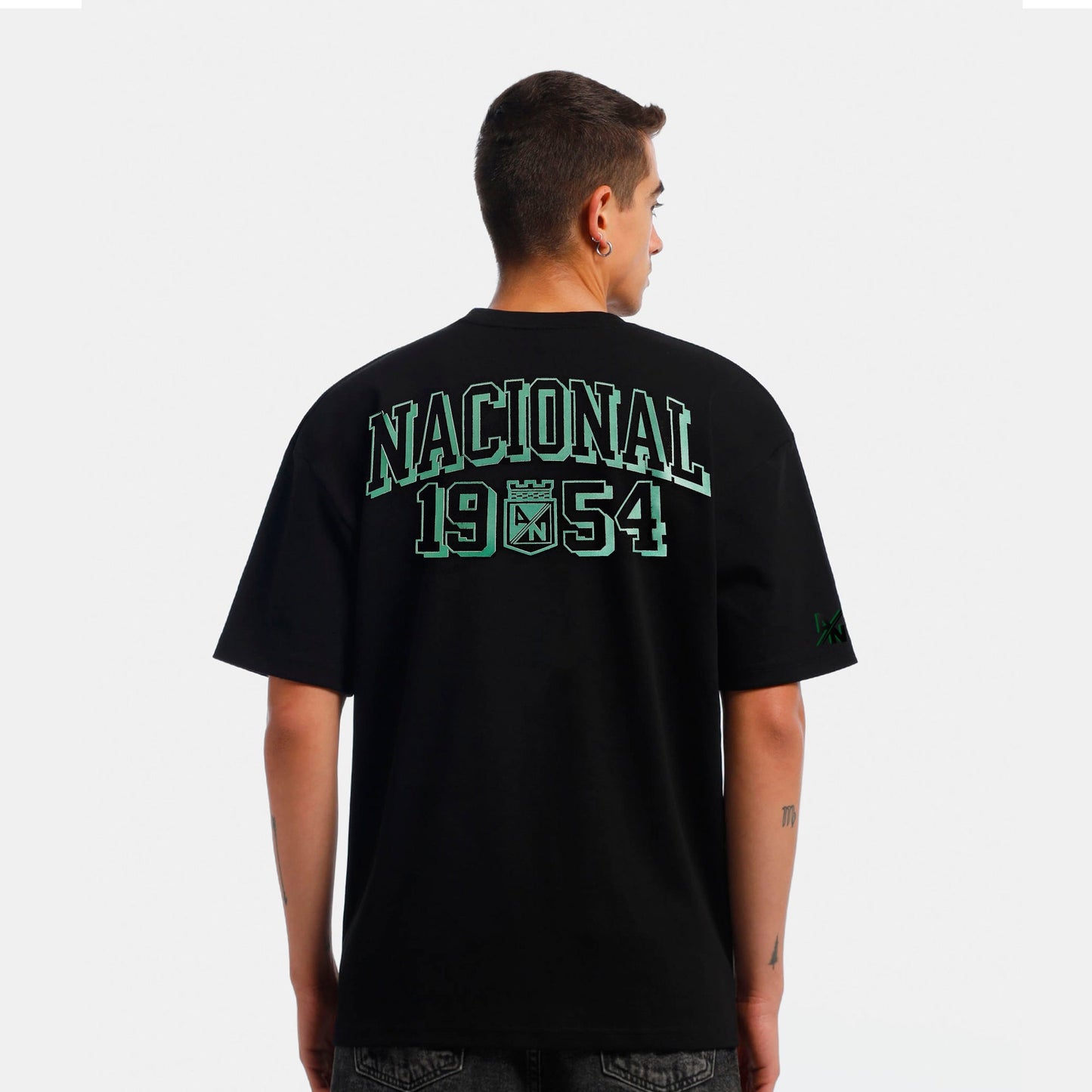 Camiseta Negra Oversize Atlético Nacional Estampado 3D 1954 - Cluubes⚽