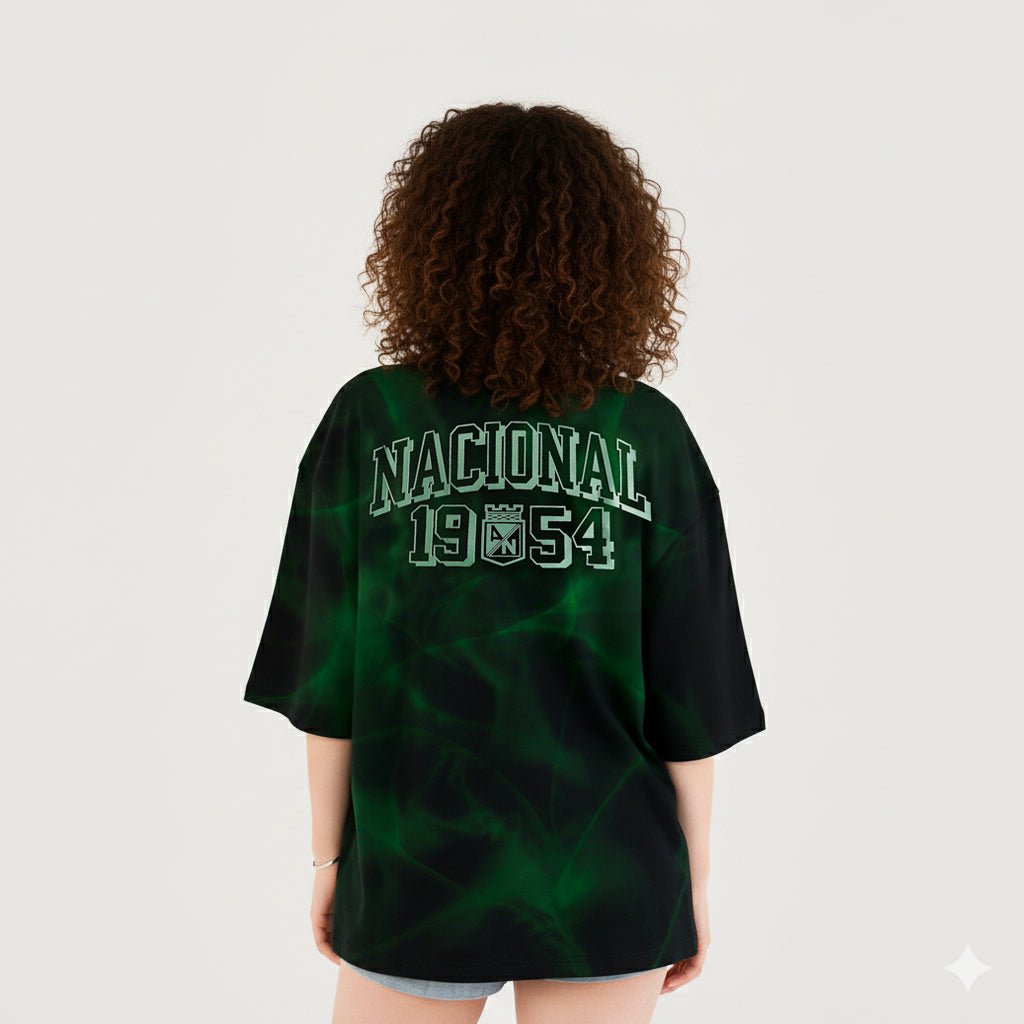 Camiseta Oversize Mujer Grafiteada 1954 en 3D - Cluubes
