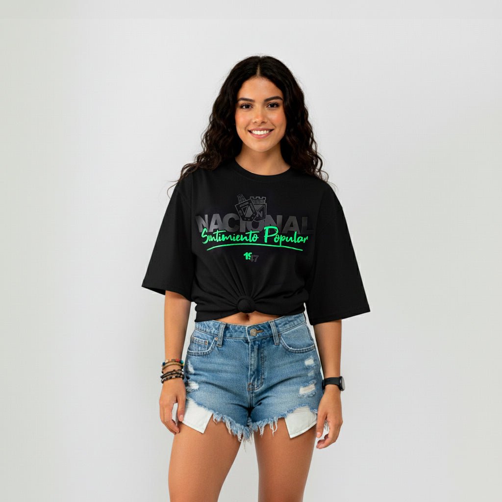 Camiseta Negra Mujer Sentimiento Popular en 3D - Cluubes