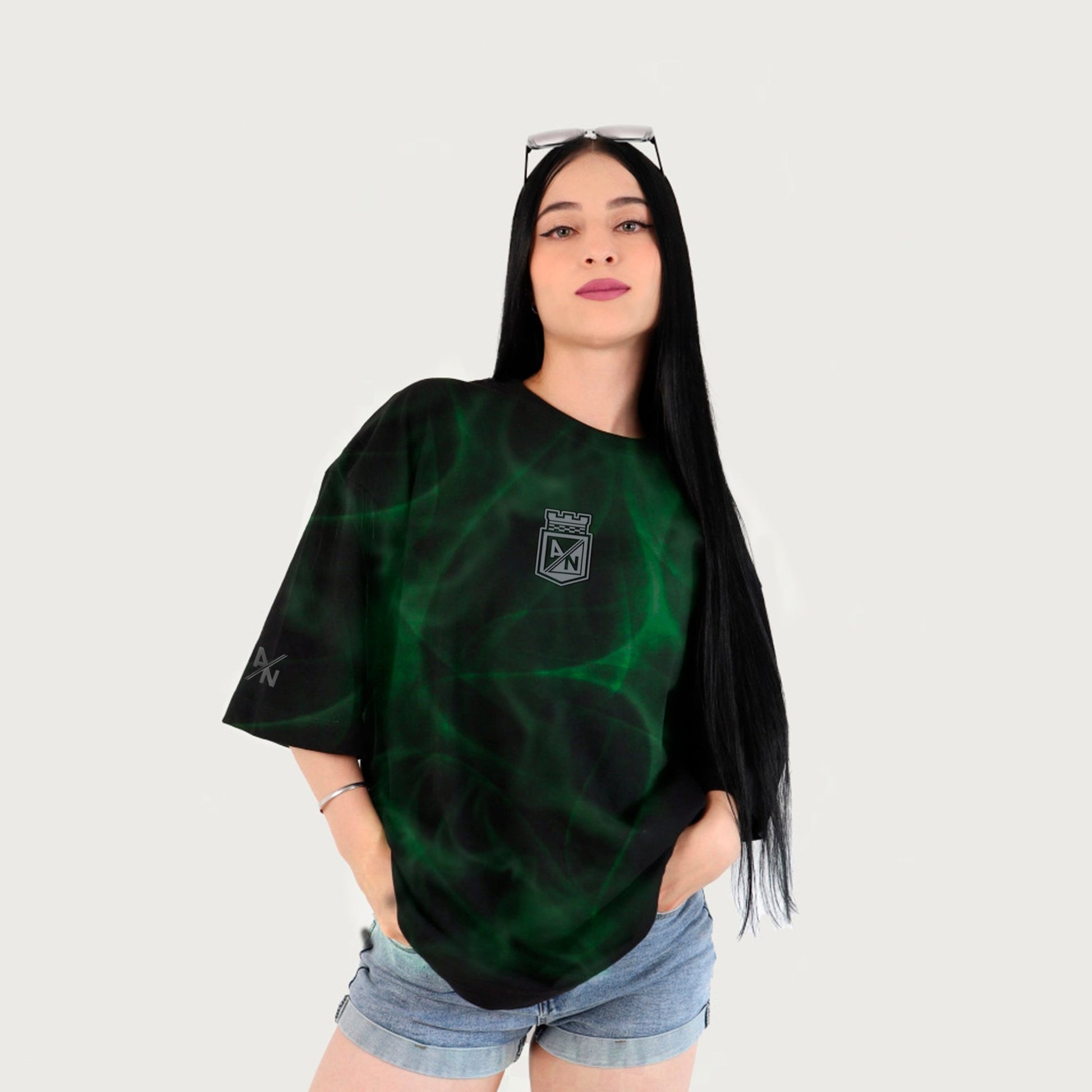Camiseta Oversize Mujer Grafiteada 1954 en 3D - Cluubes